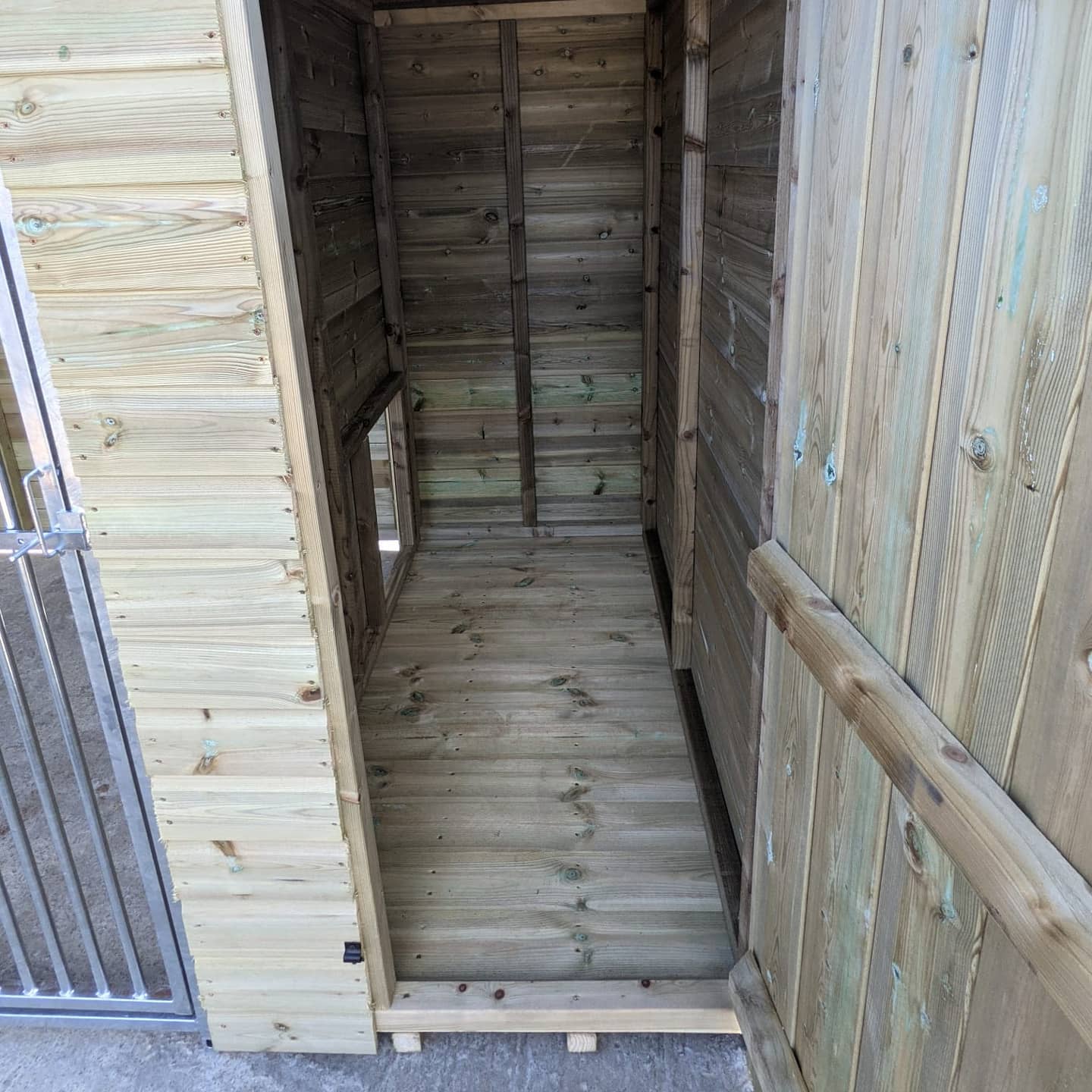 19x5ft pent duo internal beds