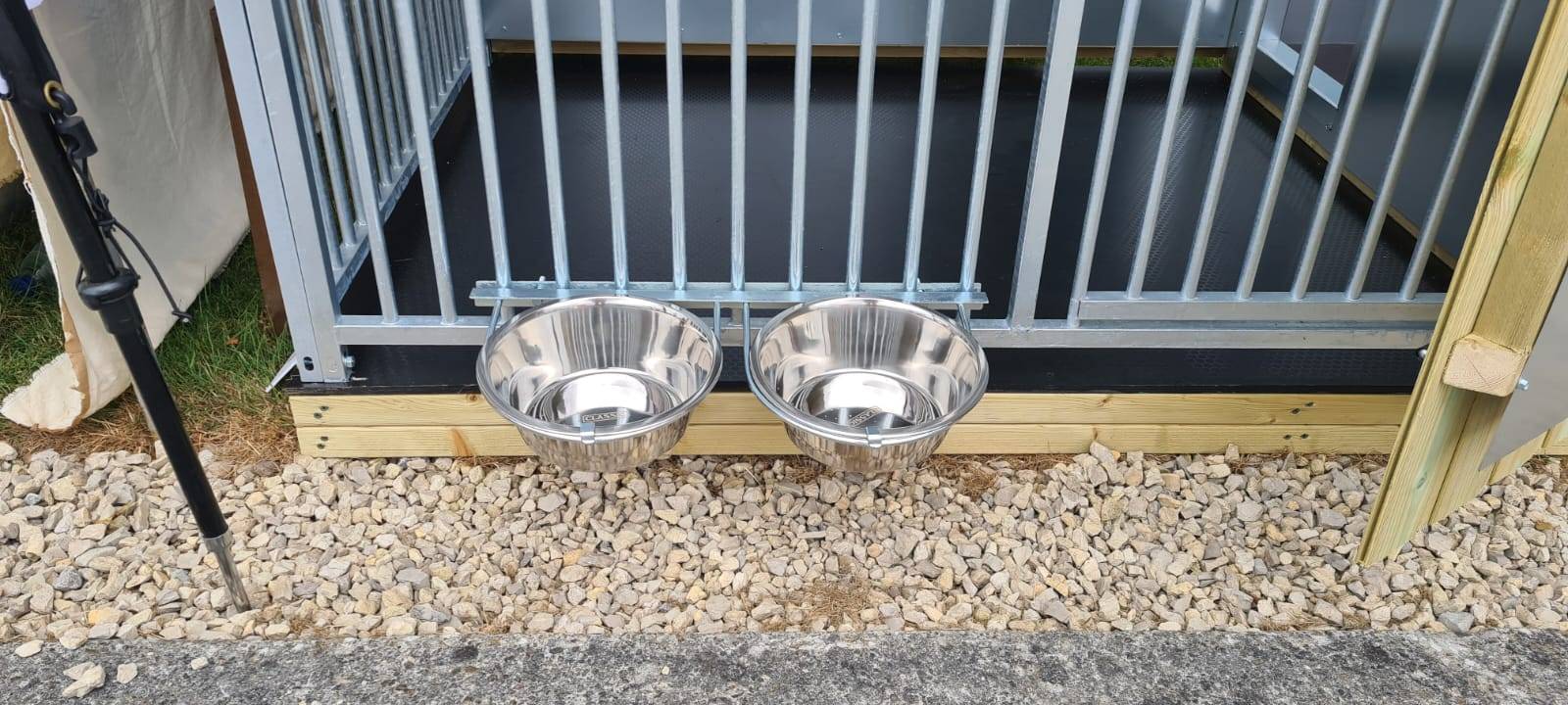 Double Bowl Holder - 5
