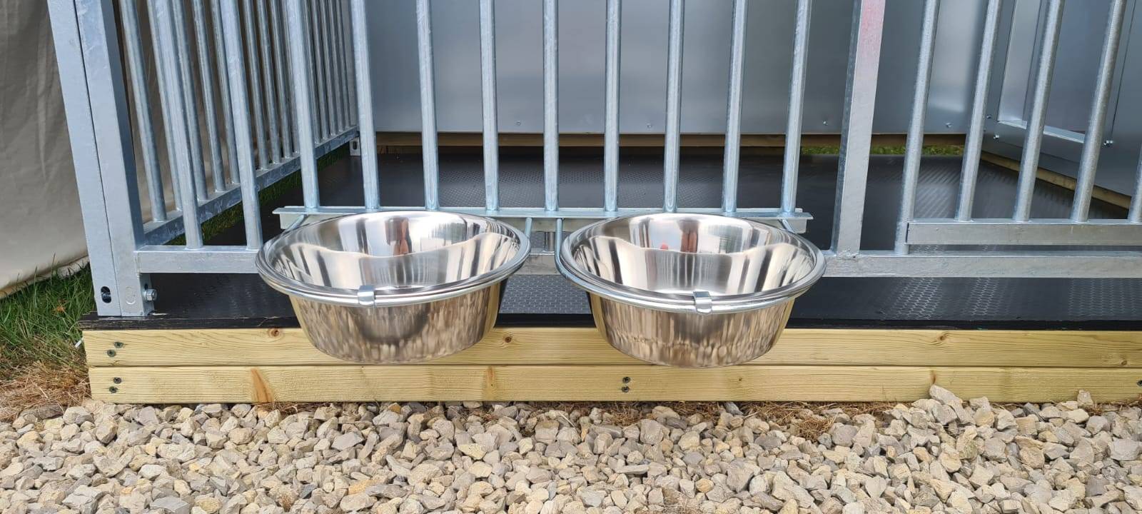 Double Bowl Holder - 6